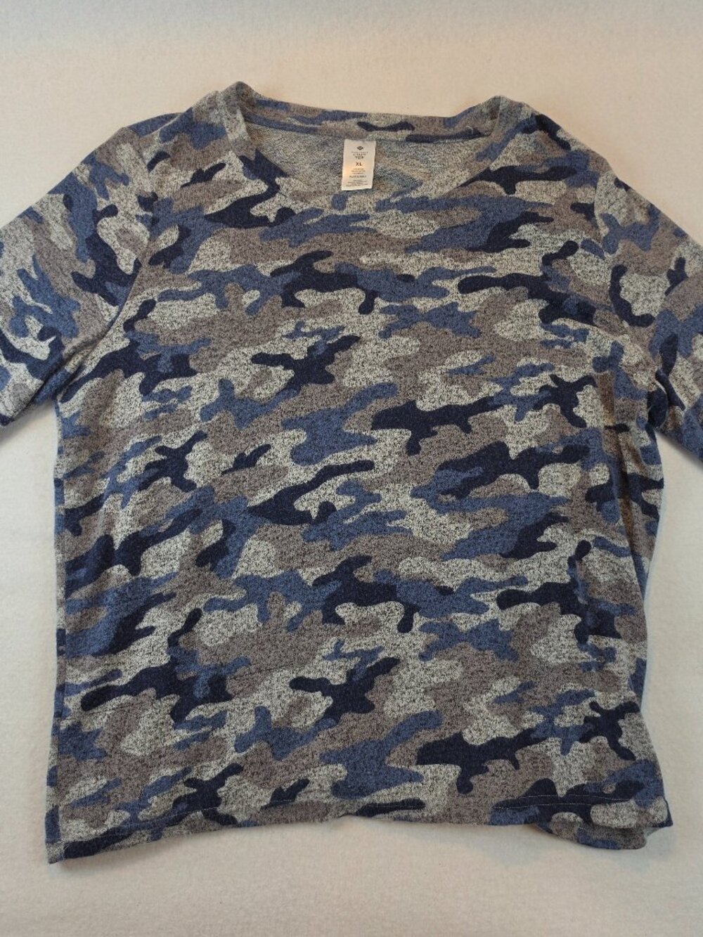 Time and Tru Navy Camo Long Sleeve Cozy Top XL